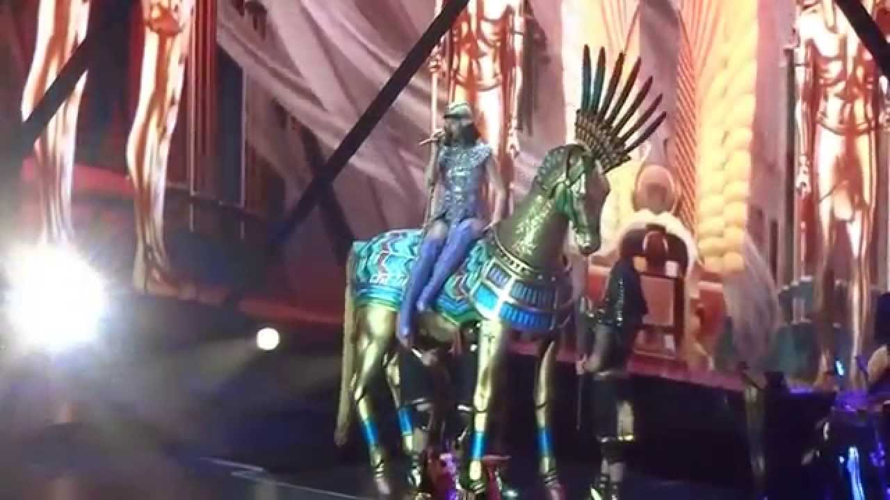 dark horse tour london