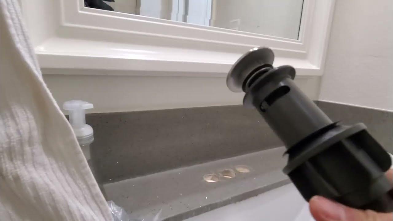 Rubber gasket or plumber's putty? Pershing Plumbing Pasadena