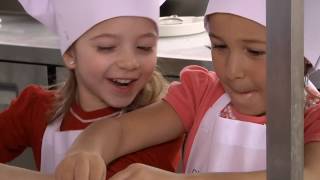 КАК ПРИГОТОВИТЬ ШОКОЛАДНЫЕ КОНФЕТЫ screenshot 4