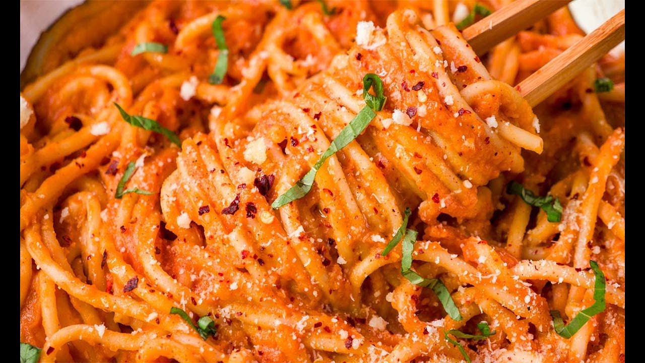 The Pasta Trick I Swear By (Creamy Sweet Potato Sauce in Minutes)