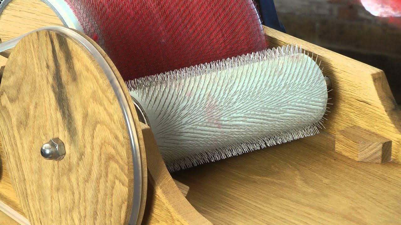Re-carding a batt with the Classic Carder drumcarder (HD)