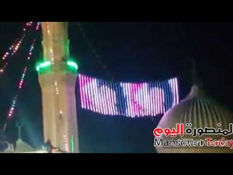 صافينار ترقص على مئذنة مسجد