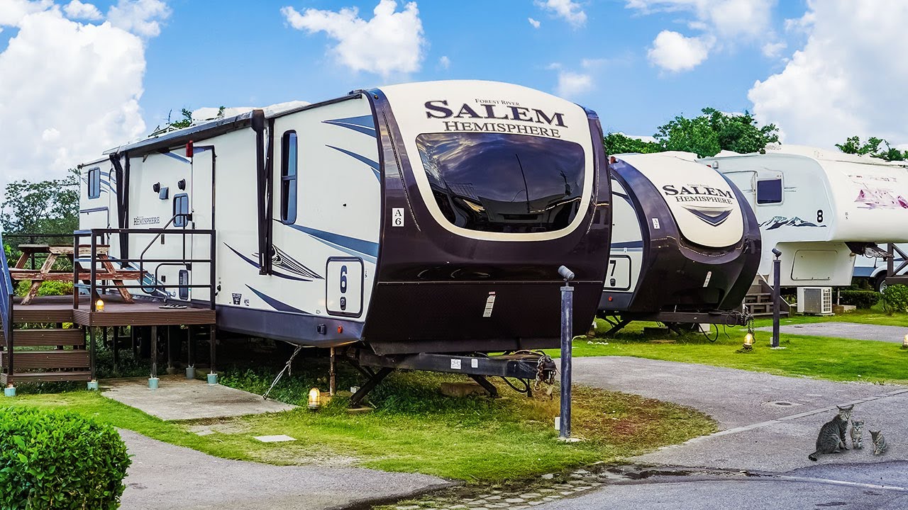 Пребывание в передвижном доме у природного океана Окинавы в Японии | Woodpecker Nakijin | ASMR
