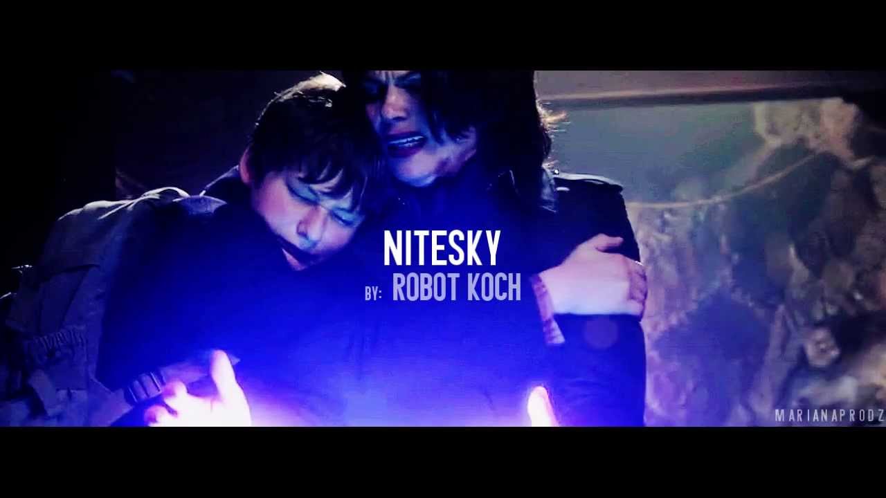 regina/henry | you come through like a light