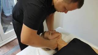 Ustawianie Kręgów Szyi- Terapia Manualna Kręgarz Londyn