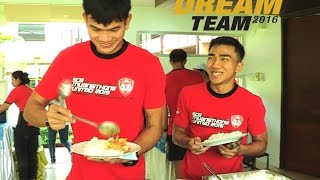 MTUTD.TV เรือนรับรองม่วงน้อย ขึ้นชื่อเรื่องอาหารที่อร่อยมากมาแล้ว อุ้ม ต้องลอง