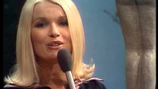 Download Lagu Martine Bijl zingt 'Grotemensenland' (1975) MP3