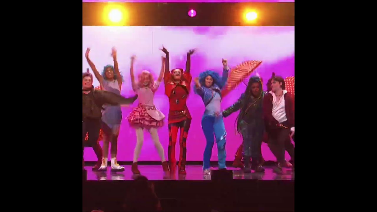 Descendants 4 Cast ATE Disney Live Song Shorts