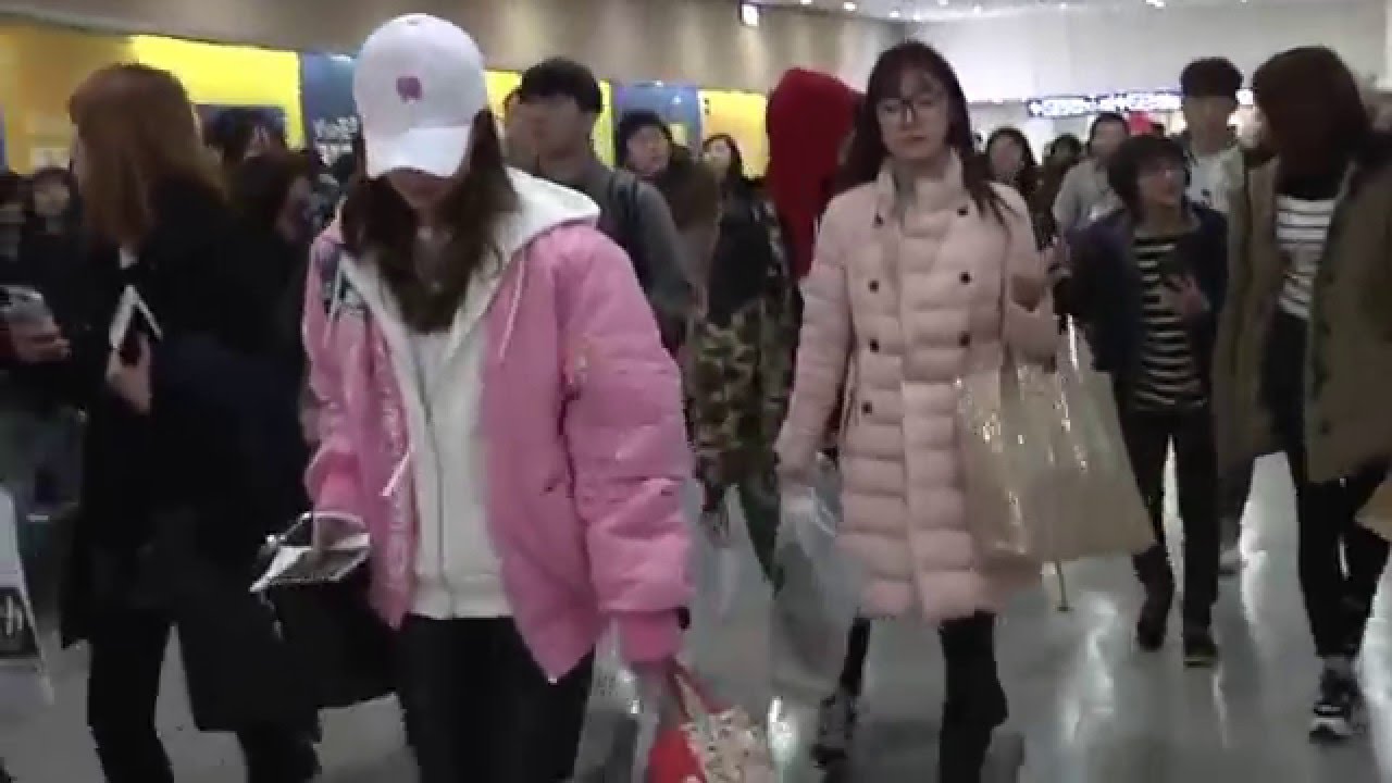 0123南韓女子偶像團體APINK抵台