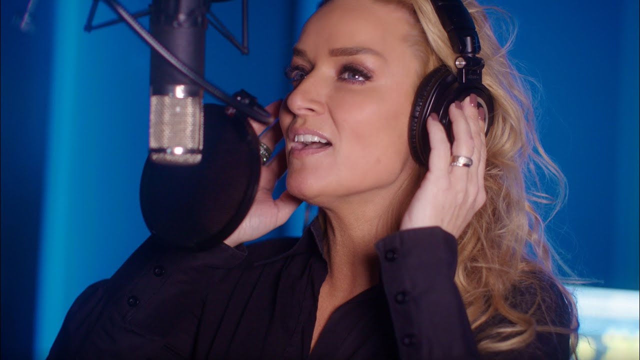 Samantha Steenwijk - Ik Ben Onderweg (Officiële Videoclip)