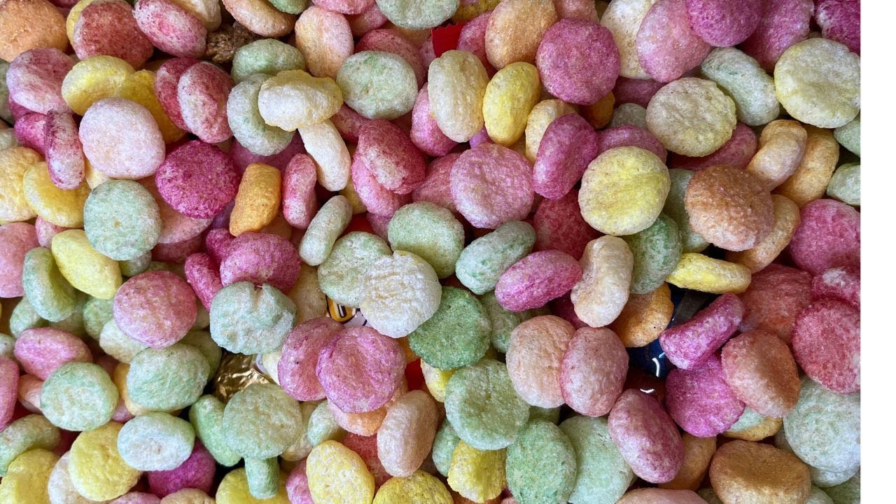 ASMR Chocolate Hunt: Finding Sweets in a Sea of Colorful Chips!"