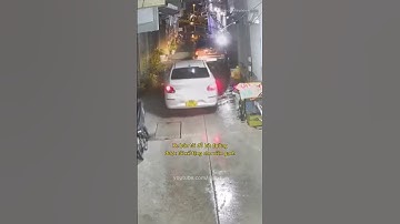 Xe bán tải đỗ bít đường được tài xế tặng cho viên gạch #giaothong #vanhoagiaothong #luatgiaothong