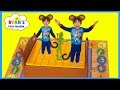 Monkeys Jumping on the Bed Games for Kids!!!