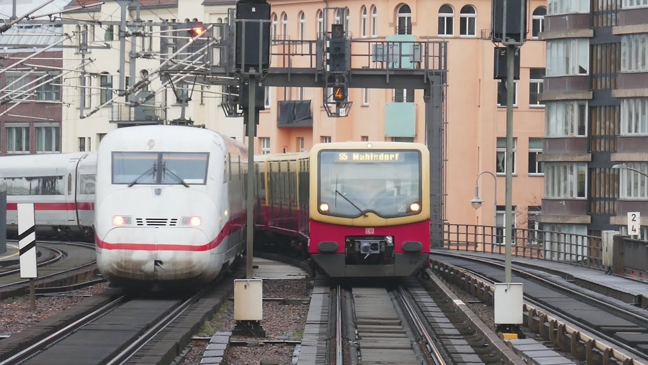 DB Berlin - Der Bahnhof Berlin Alexanderplatz