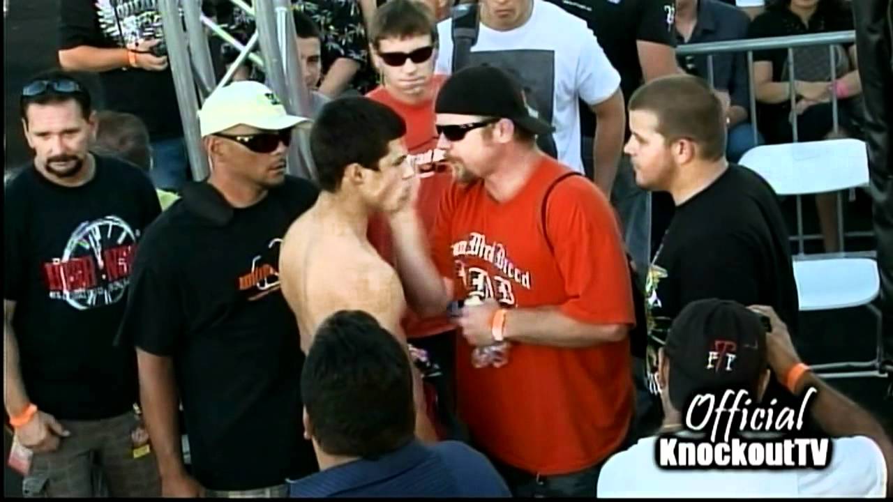 KnockoutTV presents  RICKY GONZALES VS MARIO SOTO.  ***  MMA  TAPOUT