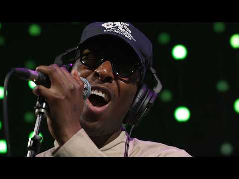 Samm Henshaw - Float (Live on KEXP)