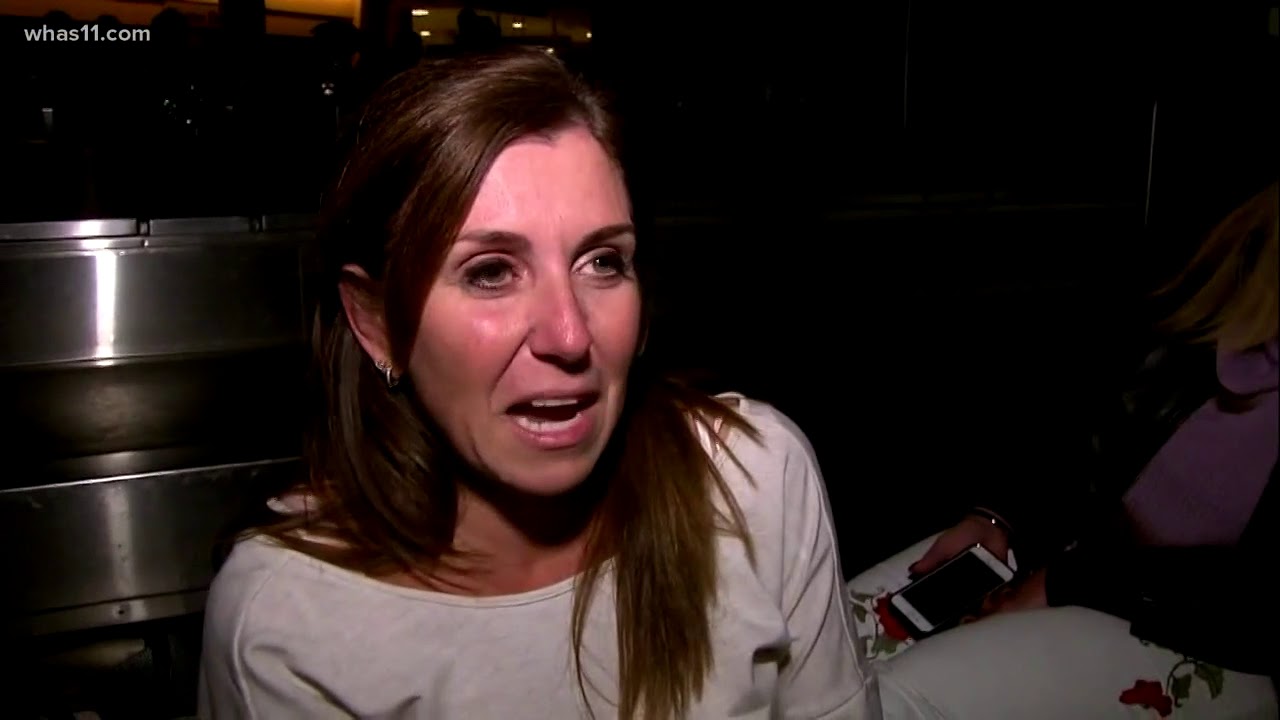 Massive power outage at Atlanta's airport leaves thousands stranded