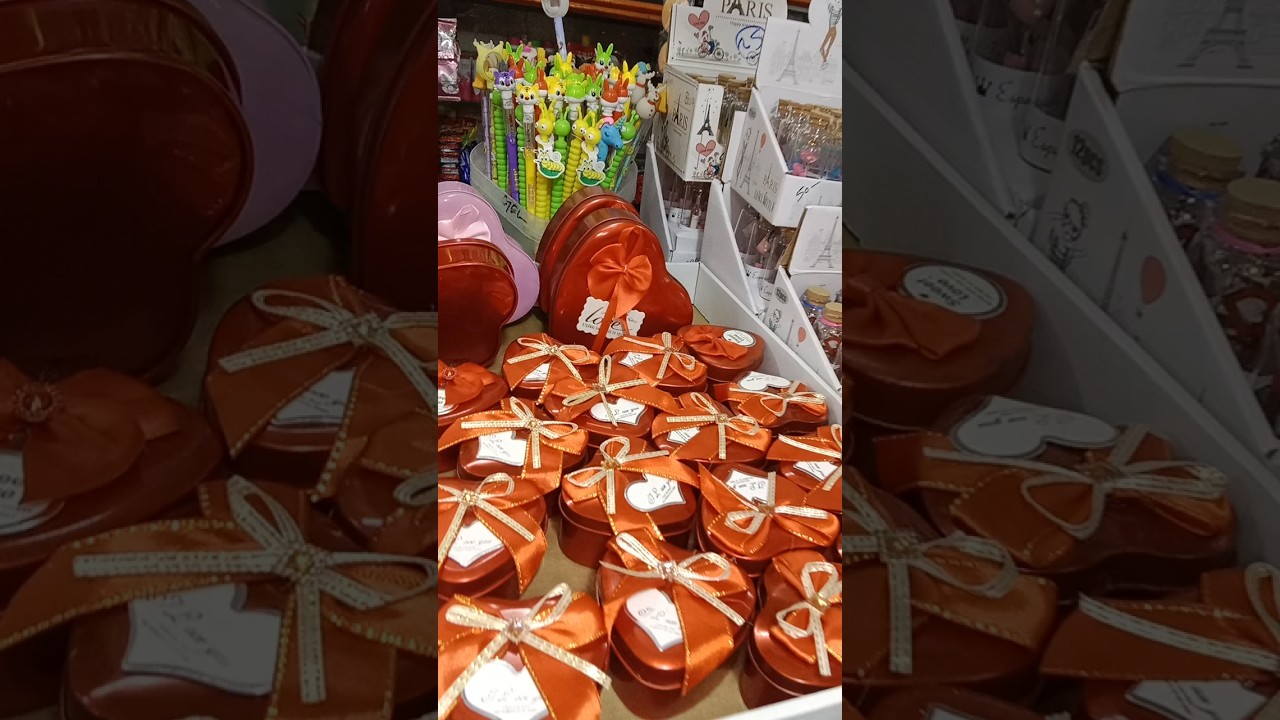 модный магазин с подарками ко Дню святого Валентина/магазин подарков ко Дню святого Валентина/шорты