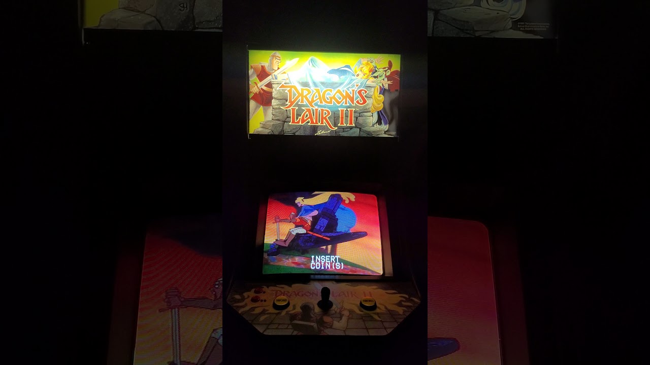 Dragon's Lair 2 Time Warp - dedicated attract mode