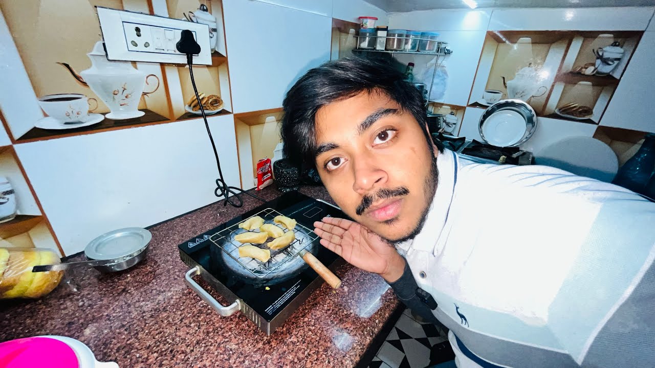 Kitchen me ye kya Fry Kardiya 😍🔥