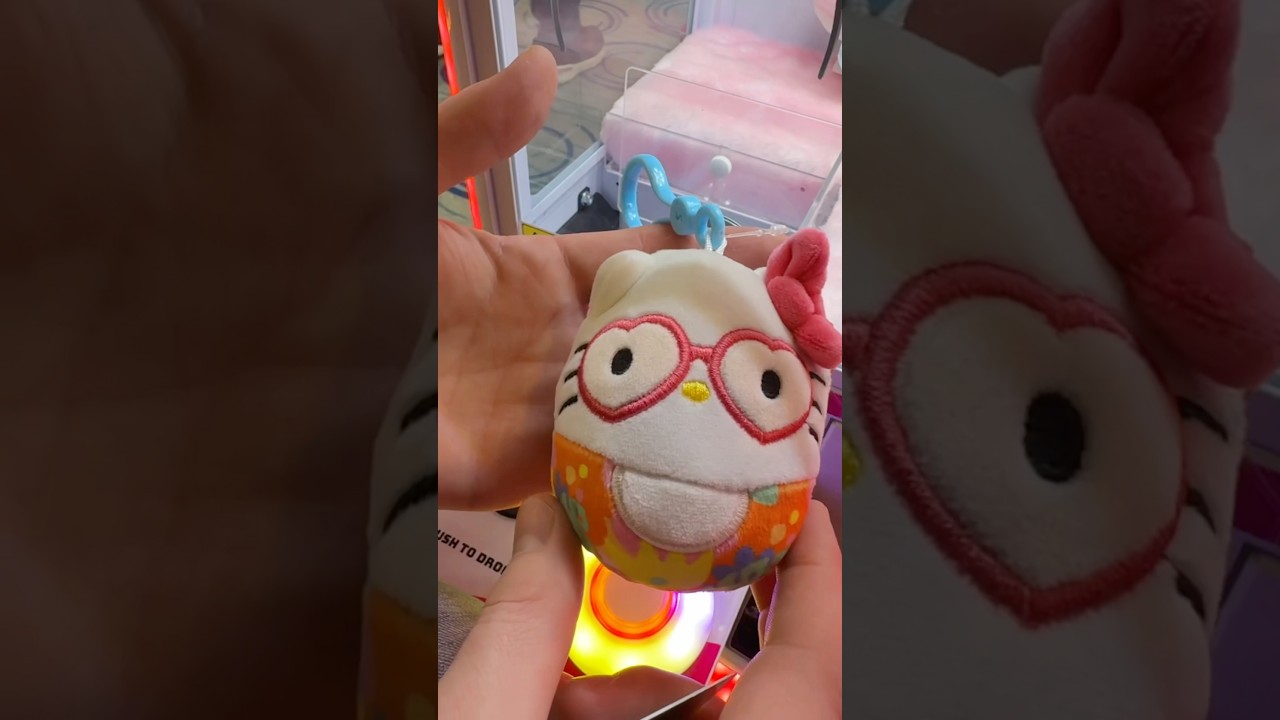 Hello Kitty Squishmallow Claw Machine! 