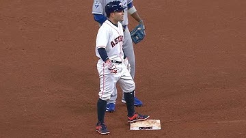 KC@HOU: Altuve ties the game with a double