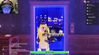 A GROUP OF DUMMIES VS ROBLOX DOORS HUNT