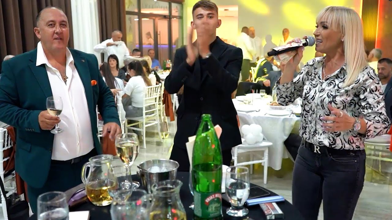 Tanja i Orkestar Carolija - BRZI MIX I KOLO (18.RODJENDAN LAZAR - SVECANA SALA PANORAMA GRABOVAC)