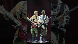 Download Lagu Avenged Sevenfold Afterlife Solo- LA KIA Forum (Synyster Gates) MP3 Download Lagu Avenged Sevenfold Afterlife Solo- LA KIA Forum (Synyster Gates) MP3