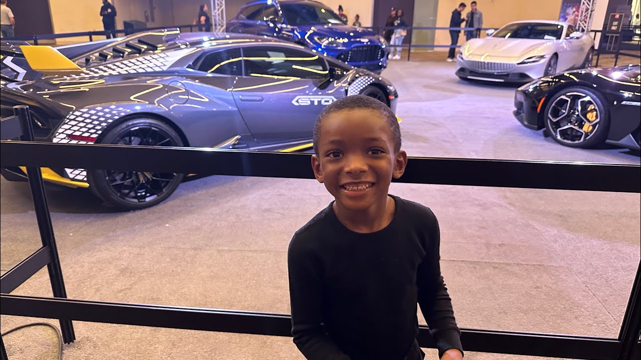 Vlog of the 2022 AZ auto show with my son