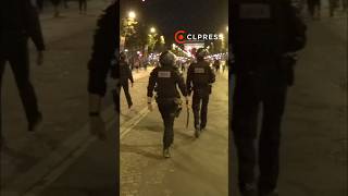 PSG : fin de soirée d'émeutes sur les Champs-Elysées - Victoire en Ligue des Champions de Paris