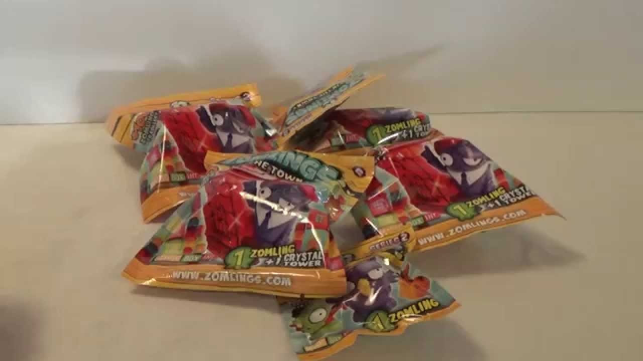 Zomlings Series 2 opening with Ultra Rare Silver Figure