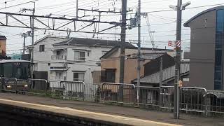 MH&警笛ありJR西日本向日町駅で223系1000番台V5編成と2000番台V64の電車線非接触装置試運転の通過シーン（2019年10月14日月曜日）携帯電話で撮影