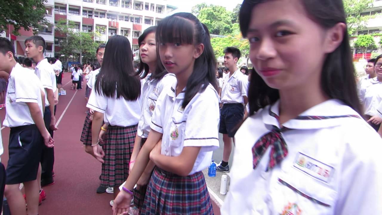泰山國小111屆操場配戴胸花 Youtube