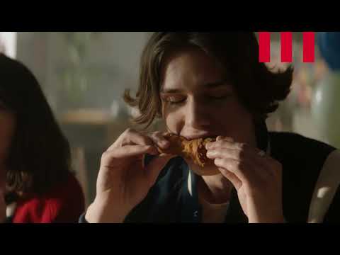 Kubełek Świateczny KFC smakuje lepiej z bliskimi!