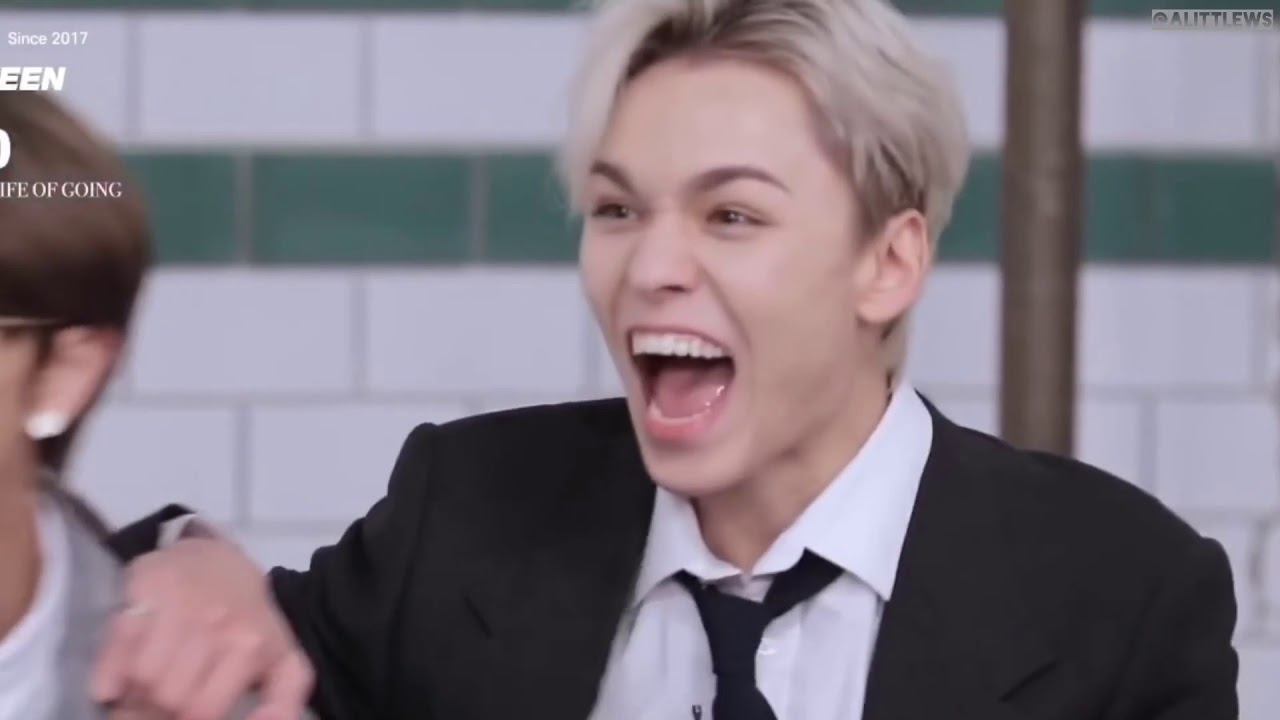 호시 - Gọi tên anh, idol mù công nghệ (Hoshi with Technology)