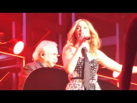 watch-giorgio-moroder-&-kylie-minogue-live---bookmyshow