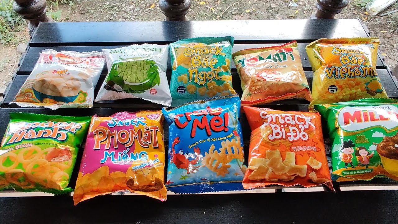 10 Vietnamese Cheap Snacks