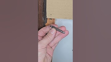 How to remove a broken screw from wood?