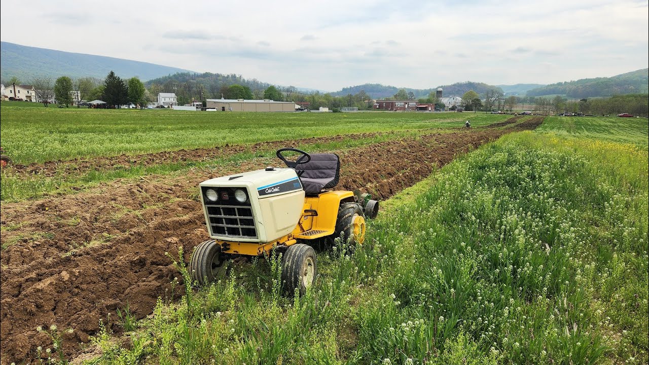 Ickesburg Fall Fest Garden Tractor Plow Day Ickesburg, PA 4/22/23