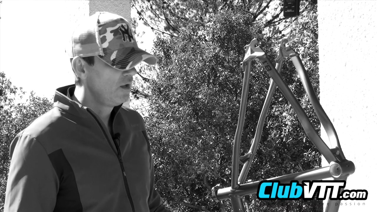 Poids du cadre du vtt Rockrider 8.1 - 051