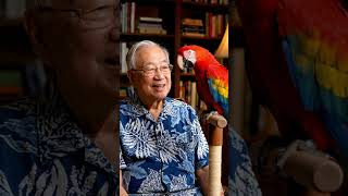 Man Talking to a Smart parrot 🦜