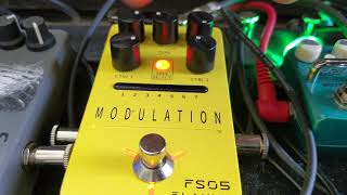 Flamma FS05 Modulation Pedal. No commentary Demo