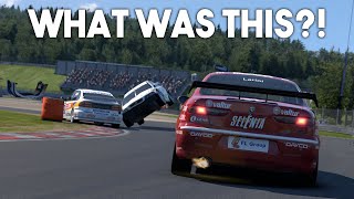 картинка: Самый грязный водитель, которого я видел за долгое время! | RaceRoom Super Tourers!