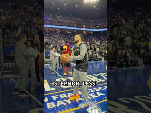 Steph never met a trickshot he didn’t like.
