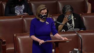 Pelosi advocates for bill to combat gender pay gap