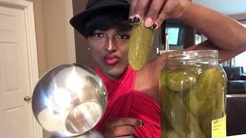 Pickle eating with Lynn Spirit