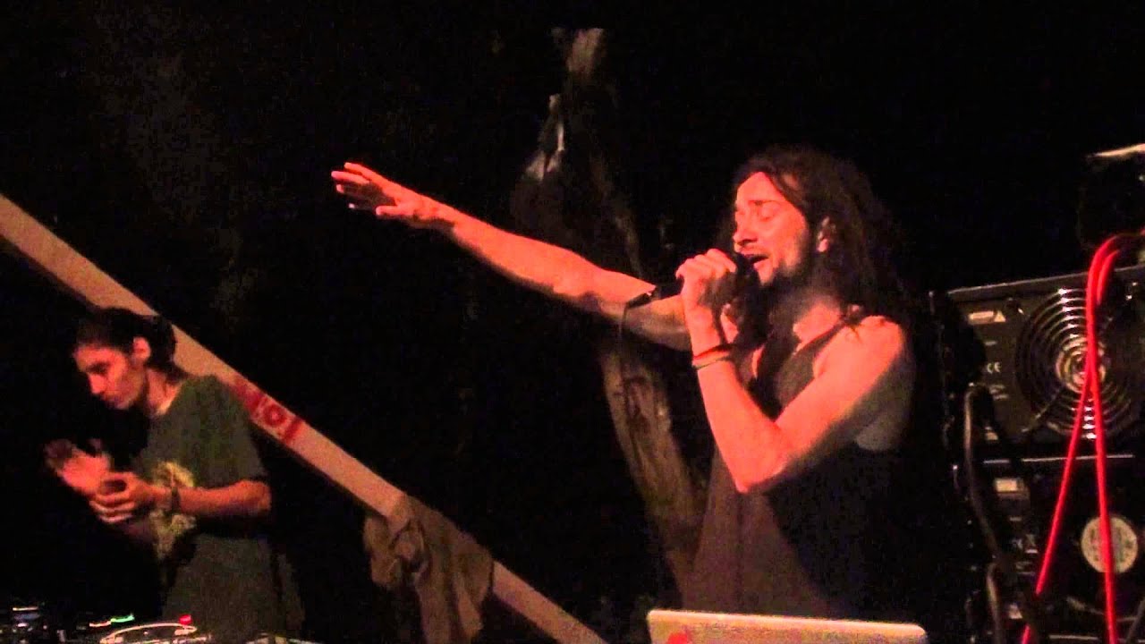 One Lion - No Fantasy - Live @ Reggae Pon Di Hills 2013