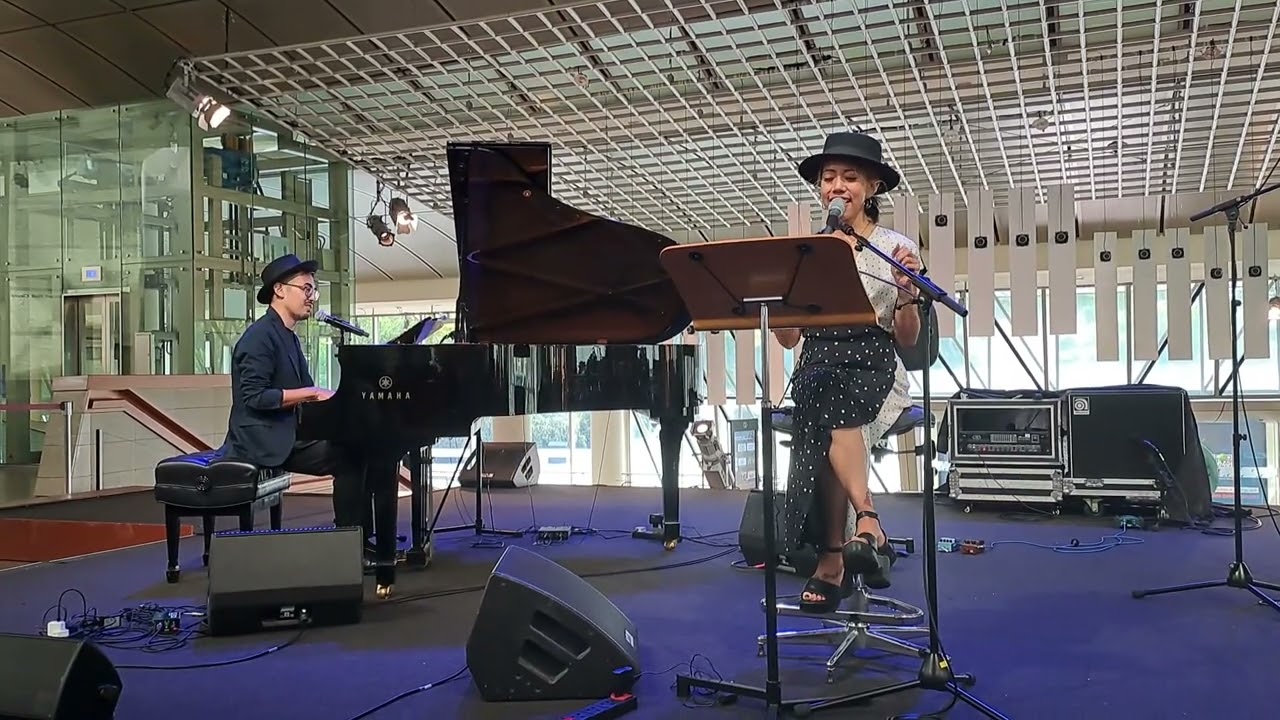 Oh, Lady be Good ! - Jordan Wei featuring Nyali @ Esplanade concourse Jazz in July 2022