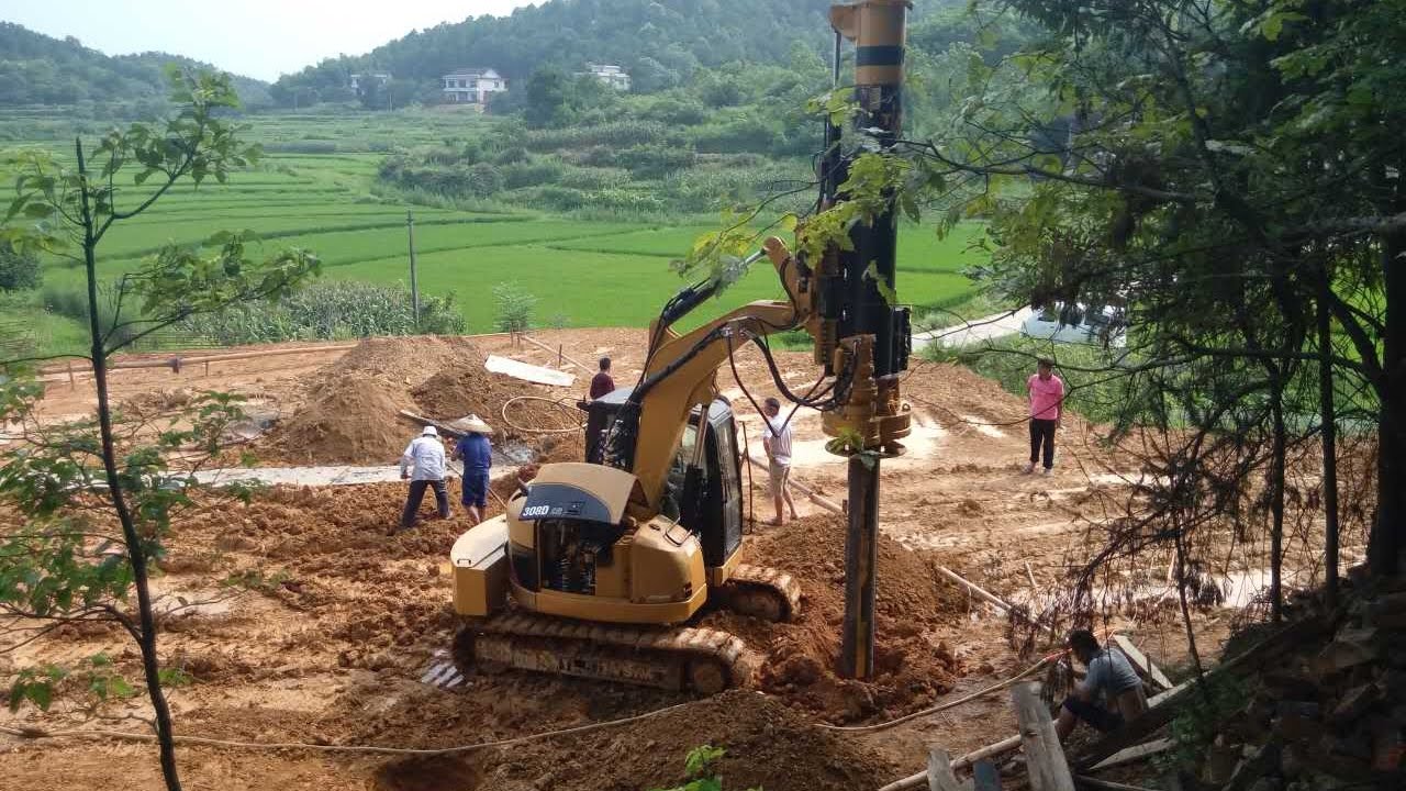 KR40 Smallest  Hydraulic Piling Rig in China depth 10 m, diameter 1.2m